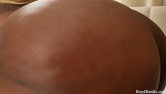 Belle Donne Grasse Adolescenti Che Fanno Pompini A Un Grosso Cazzo Nero